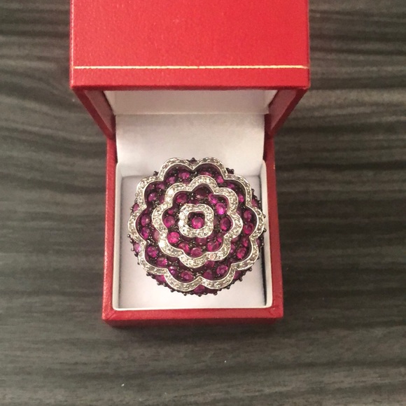 Pink and silver statement ring - Picture 3 of 5